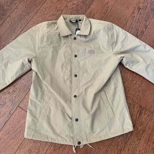 Men’s brand new Dickie’s Oakport Coaches Jacket in tan new w/tags